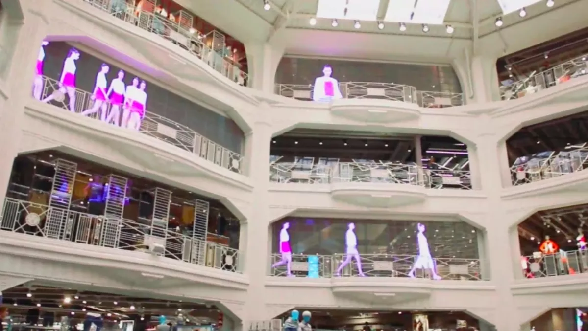 Multi-screen story telling comes to Primark flagship store