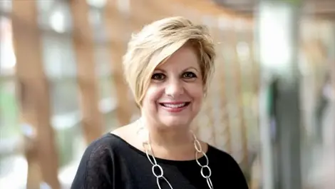 Ps dianefanelli headshot  2 